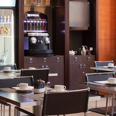 酒店 Enlaces Estacion 4*