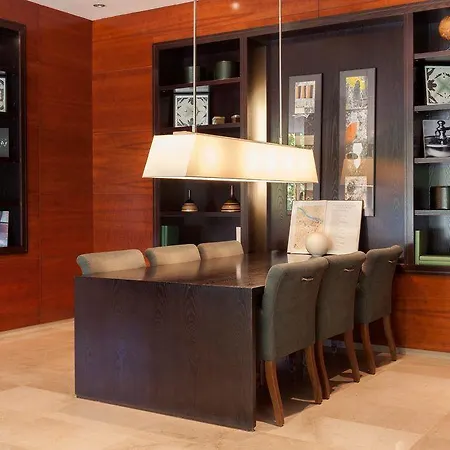 Enlaces Estacion Отель 4*