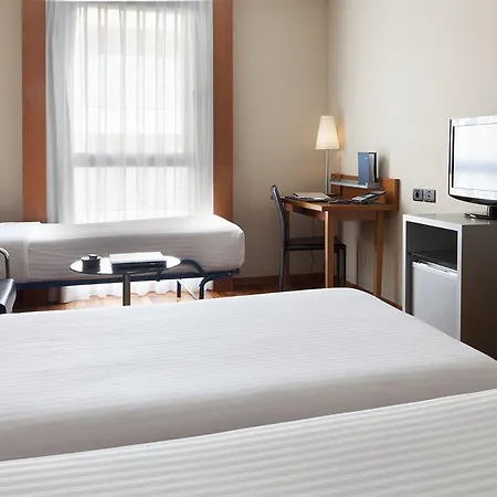 Enlaces Estacion Отель 4*