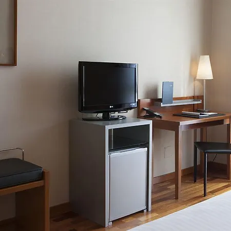 Enlaces Estacion 4* 萨拉戈萨