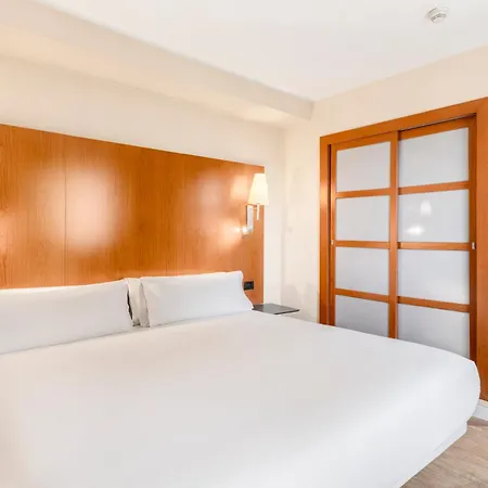 Отель Enlaces Estacion