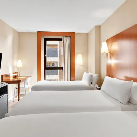 Enlaces Estacion 4* 萨拉戈萨