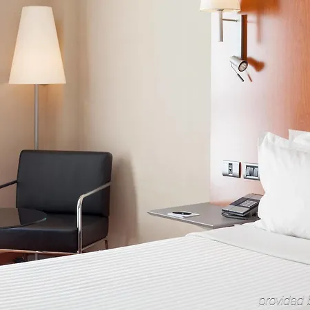 Enlaces Estacion Отель