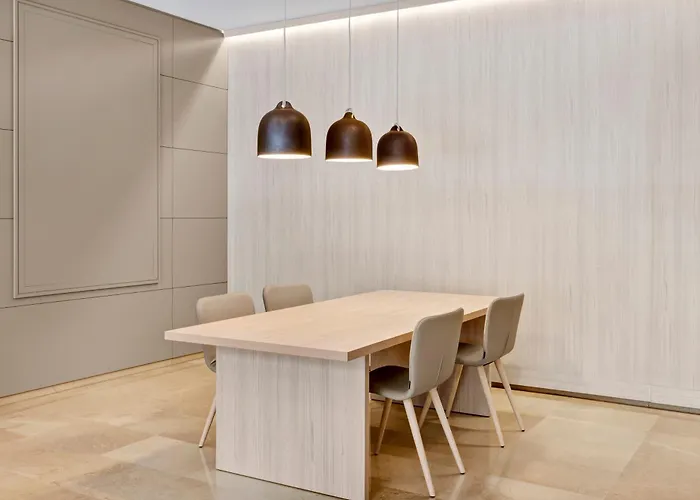 Enlaces Estacion 4* سرقسطة