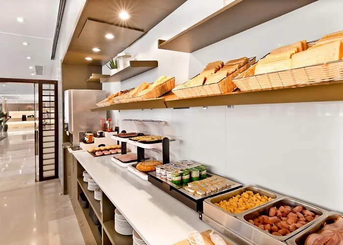 Enlaces Estacion 4* سرقسطة