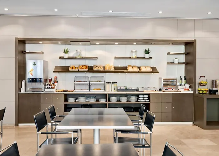 Enlaces Estacion فندق