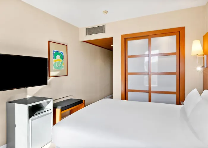 Enlaces Estacion فندق 4*