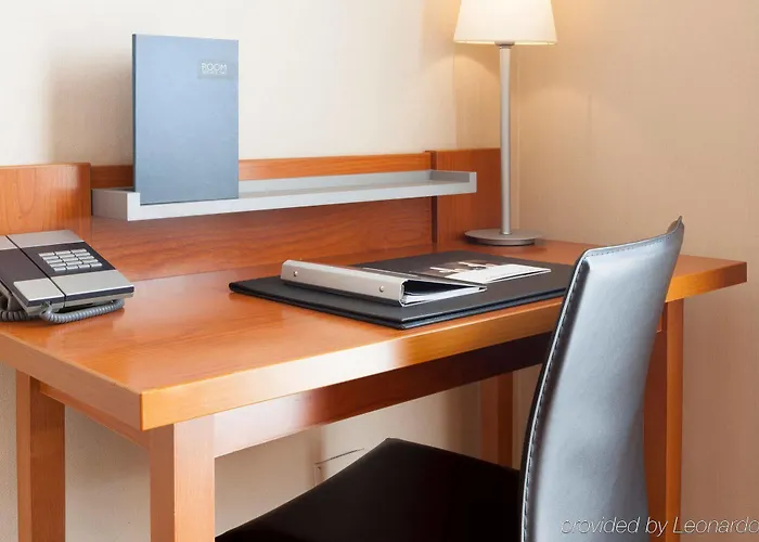 Enlaces Estacion فندق سرقسطة